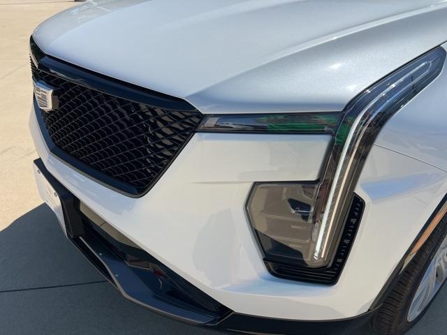 new 2025 Cadillac XT4 car