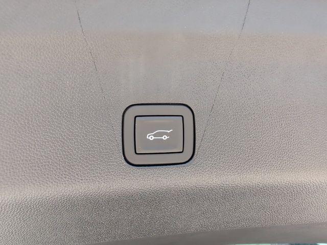 new 2025 Chevrolet Suburban car, priced at $78,315