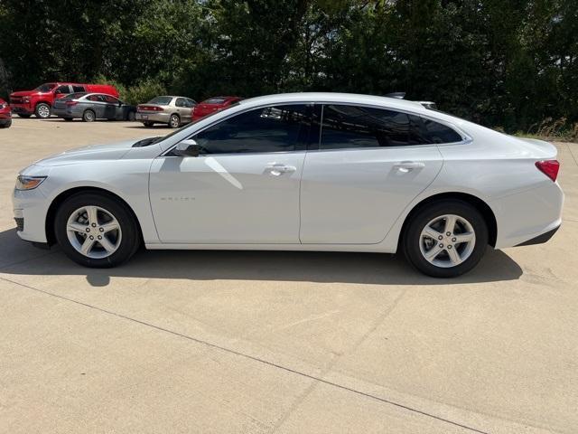 new 2025 Chevrolet Malibu car