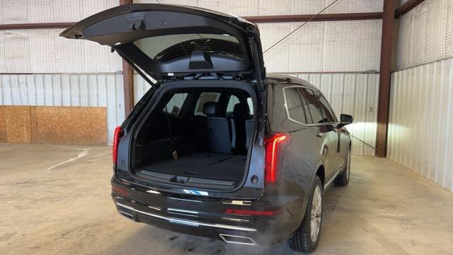 new 2024 Cadillac XT6 car