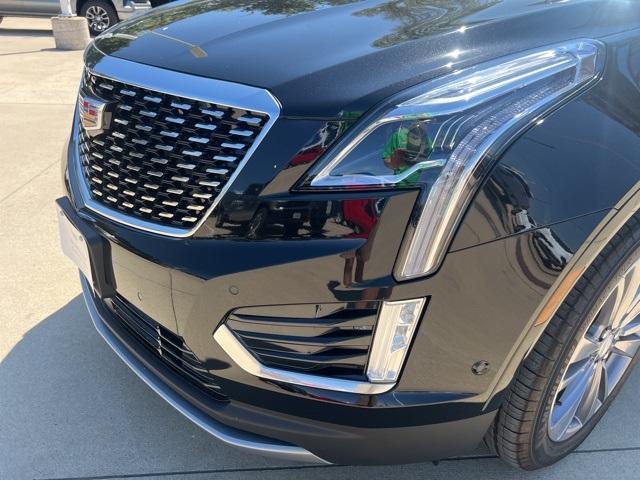 new 2025 Cadillac XT5 car