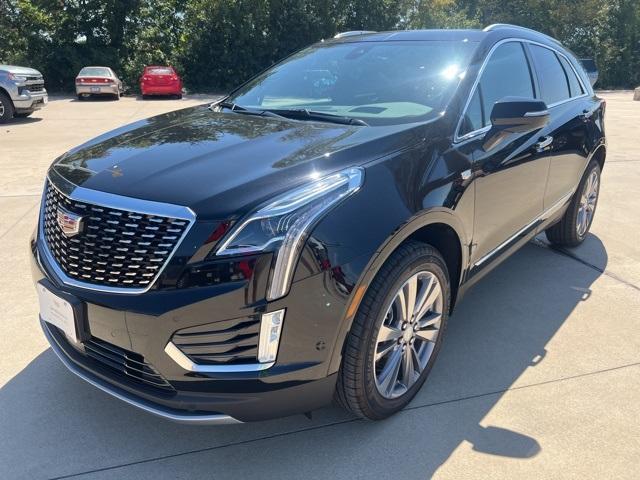 new 2025 Cadillac XT5 car