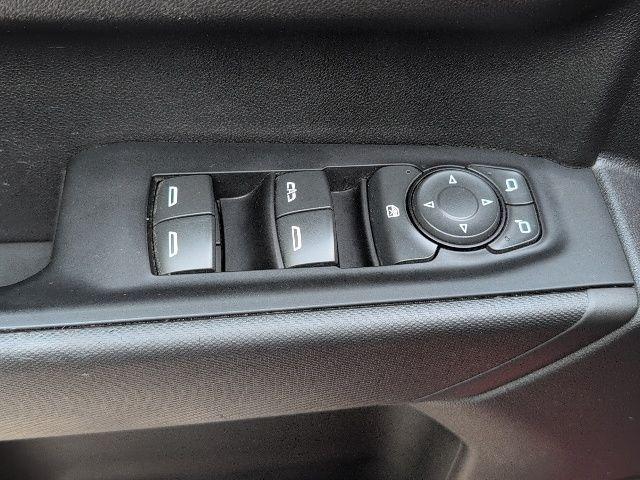 used 2022 Chevrolet Silverado 1500 car, priced at $27,507