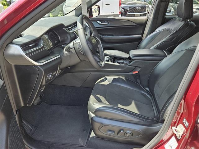 used 2023 Jeep Grand Cherokee car, priced at $29,551
