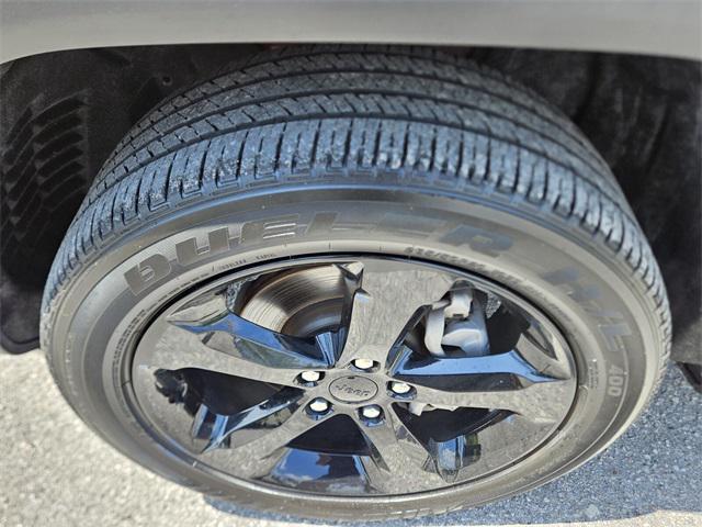 used 2023 Jeep Grand Cherokee car, priced at $29,551