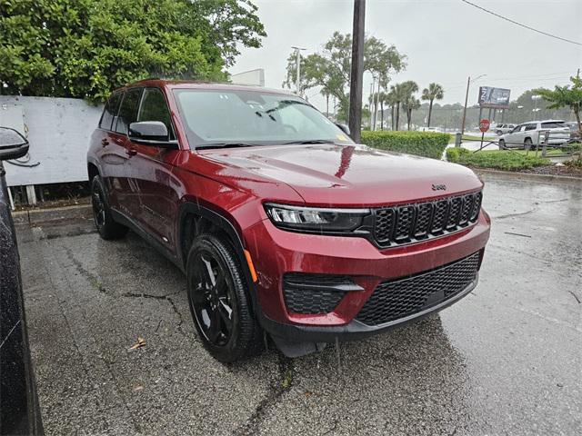 used 2023 Jeep Grand Cherokee car, priced at $32,202