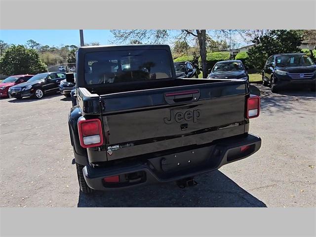 used 2022 Jeep Gladiator car, priced at $27,999