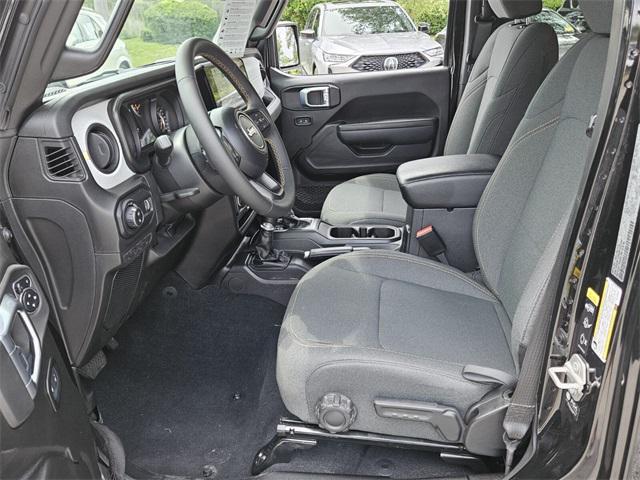used 2024 Jeep Gladiator car, priced at $38,063