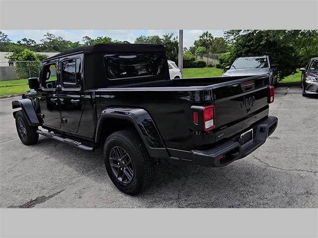 used 2024 Jeep Gladiator car, priced at $38,063