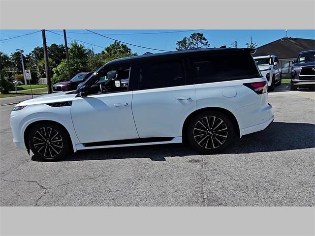 new 2025 INFINITI QX80 car, priced at $105,606