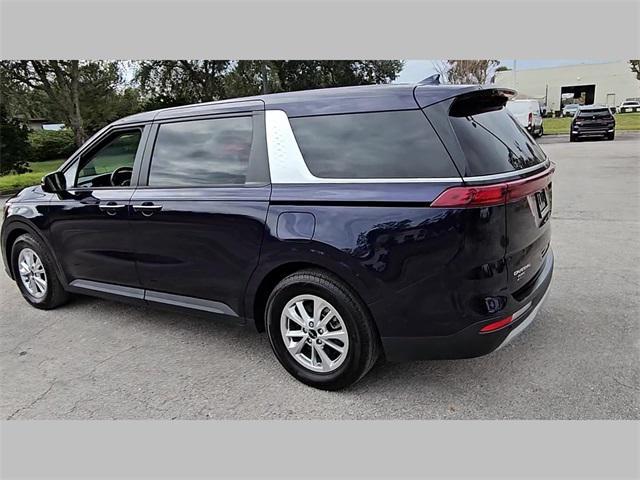 used 2023 Kia Carnival car, priced at $22,388