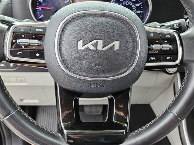 used 2023 Kia Carnival car, priced at $22,388