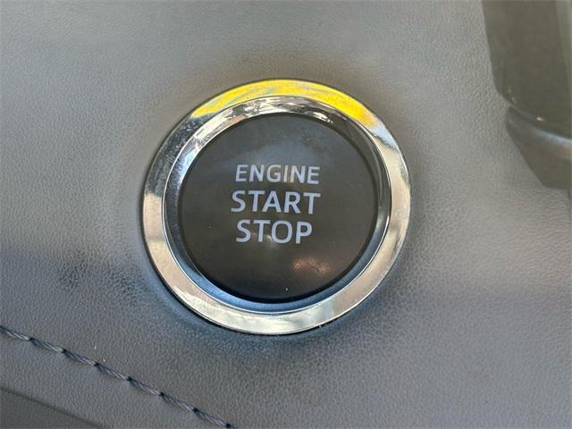 used 2022 Toyota Highlander car, priced at $32,391