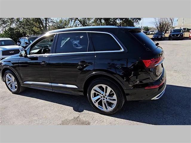 used 2021 Audi Q7 car, priced at $31,000