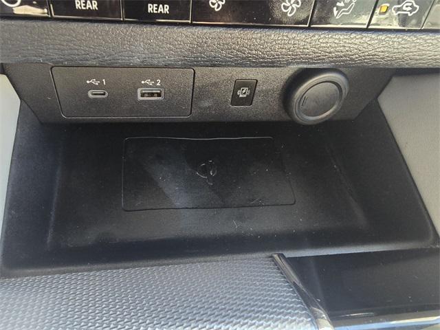 used 2023 Mitsubishi Outlander car, priced at $25,470