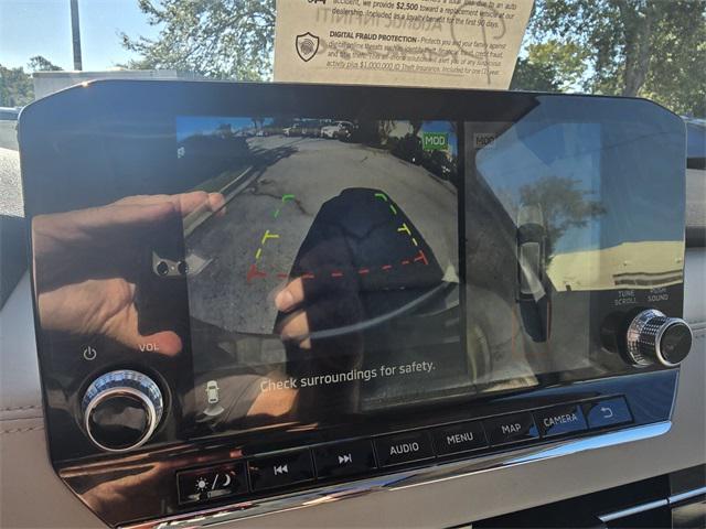 used 2023 Mitsubishi Outlander car, priced at $25,470