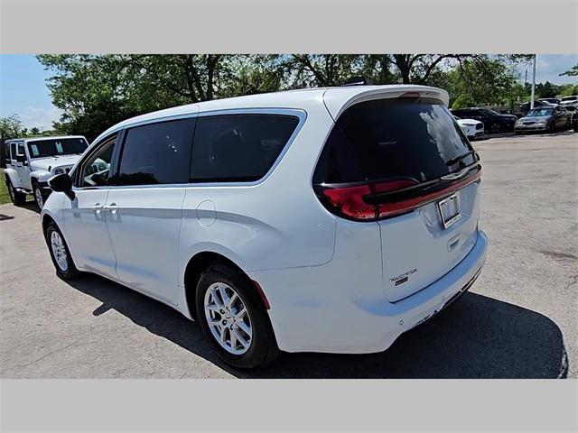 used 2023 Chrysler Pacifica car, priced at $22,899