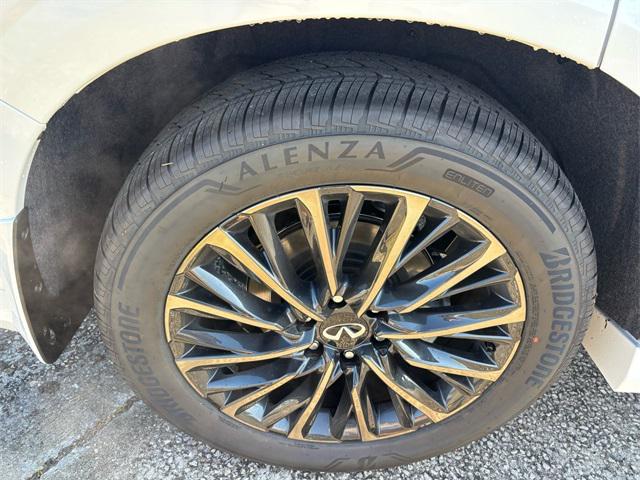 new 2026 INFINITI QX80 car, priced at $109,920