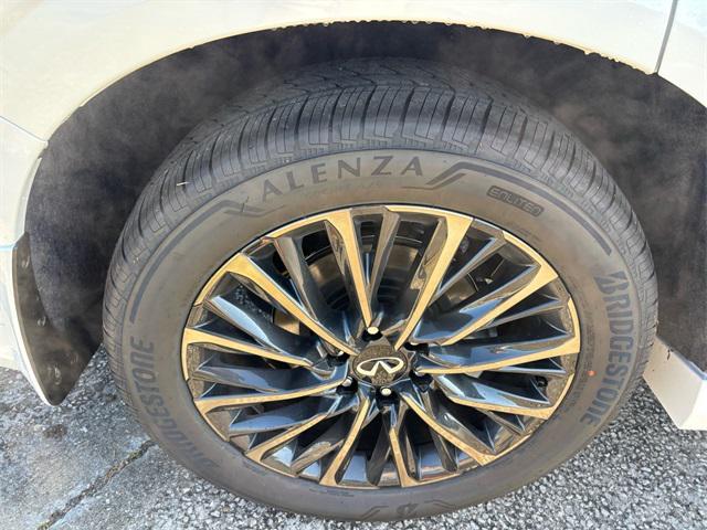 new 2026 INFINITI QX80 car, priced at $109,920