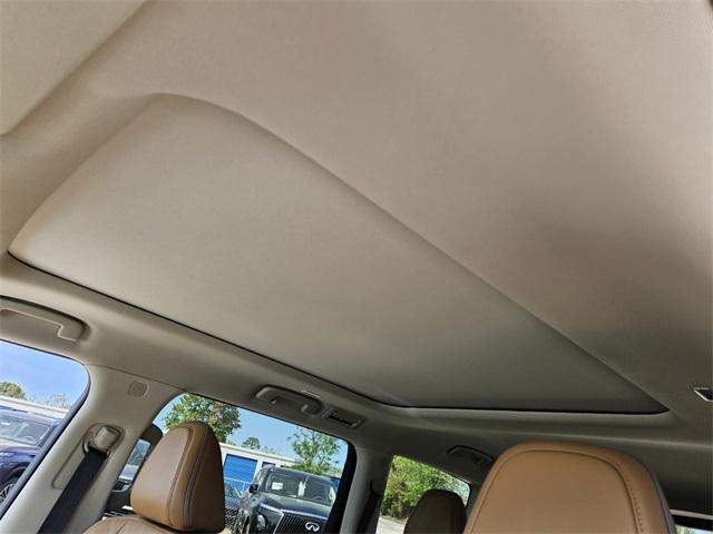 new 2025 INFINITI QX80 car, priced at $95,683