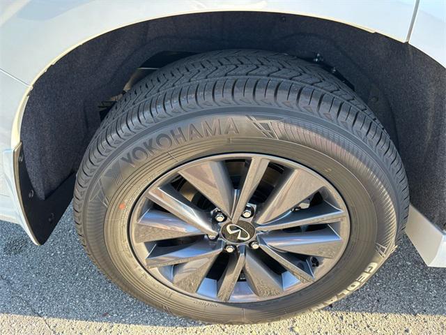 new 2026 INFINITI QX80 car, priced at $80,700