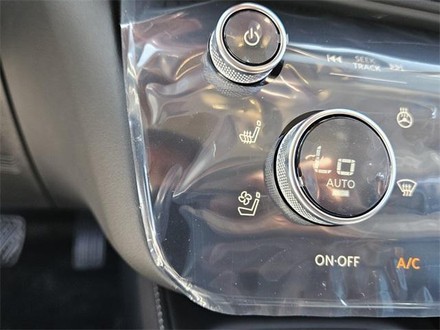 new 2025 INFINITI QX60 car, priced at $58,674