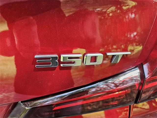 used 2024 Cadillac XT4 car, priced at $34,377