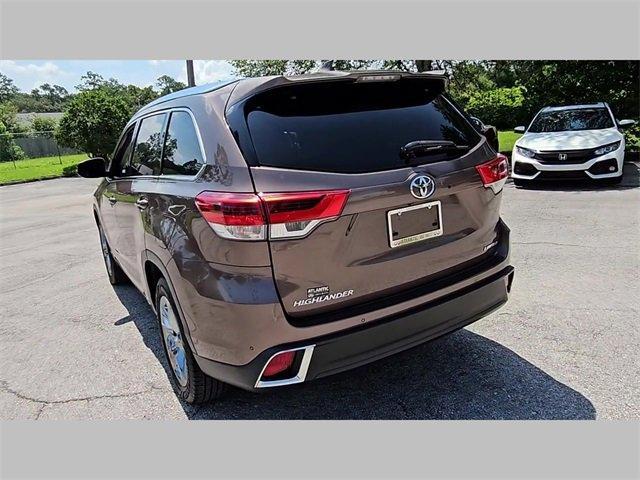 used 2019 Toyota Highlander car, priced at $25,604