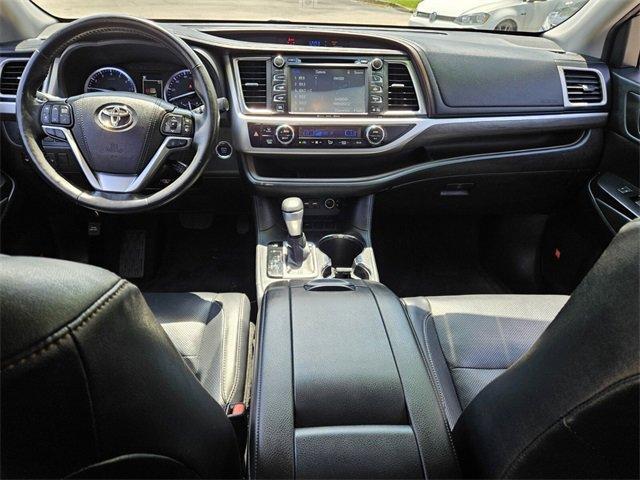 used 2019 Toyota Highlander car, priced at $25,604