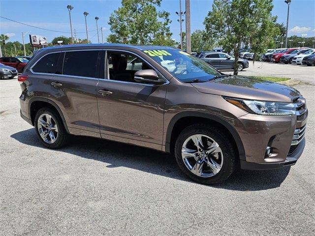 used 2019 Toyota Highlander car, priced at $25,604