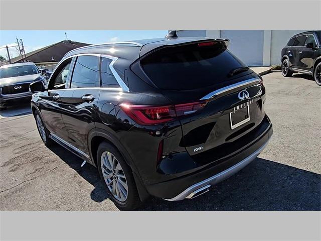 new 2025 INFINITI QX50 car, priced at $46,984