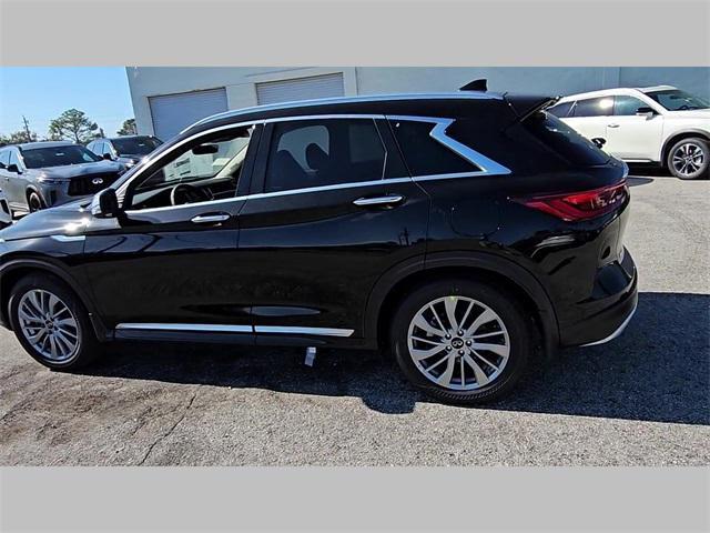 new 2025 INFINITI QX50 car, priced at $46,984