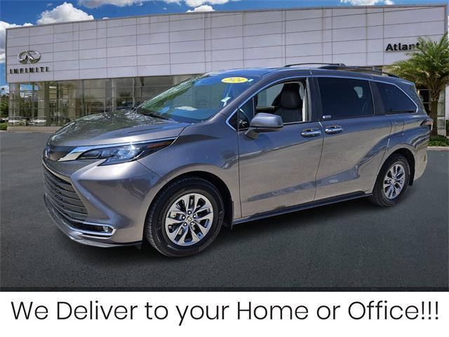 used 2024 Toyota Sienna car, priced at $39,500