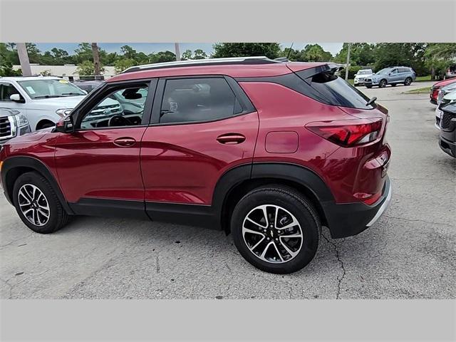 used 2024 Chevrolet TrailBlazer car, priced at $20,531