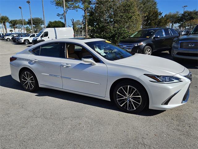 used 2022 Lexus ES 350 car, priced at $34,393