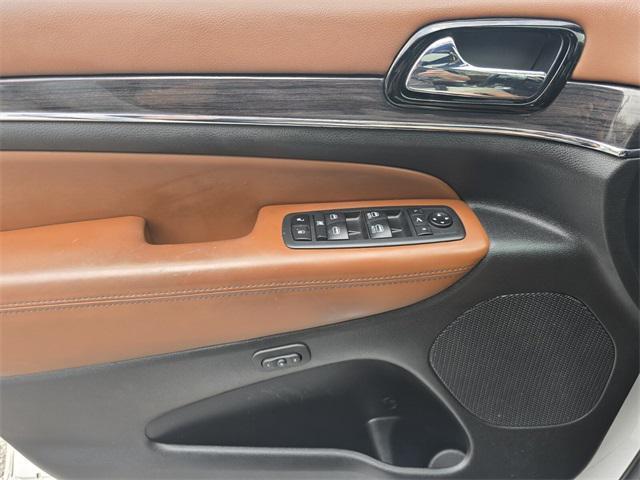used 2020 Jeep Grand Cherokee car, priced at $22,900