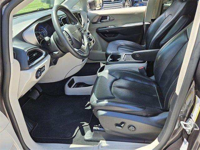 used 2022 Chrysler Pacifica car, priced at $21,985