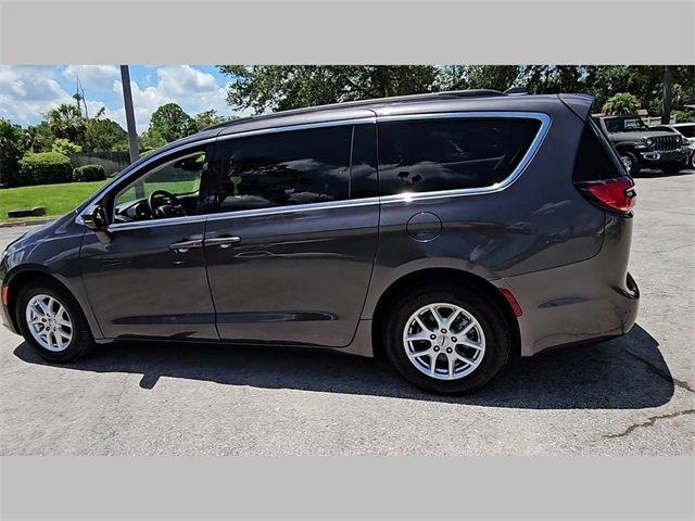 used 2022 Chrysler Pacifica car, priced at $21,985