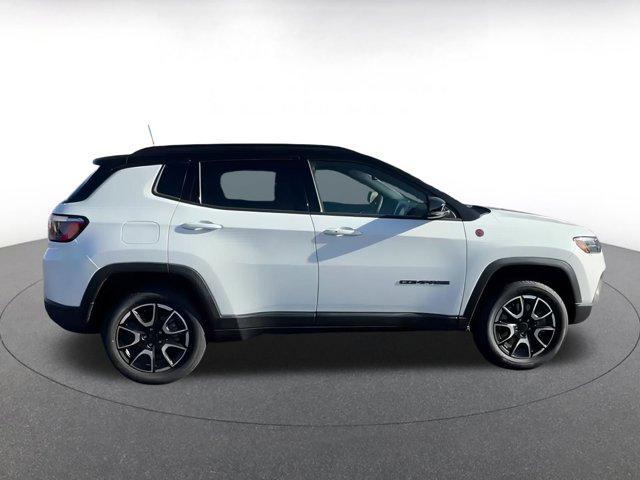 used 2025 Jeep Compass car, priced at $25,086