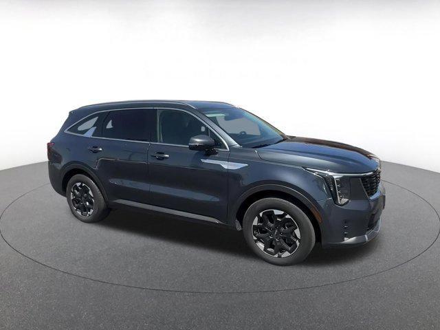 used 2024 Kia Sorento car, priced at $29,102