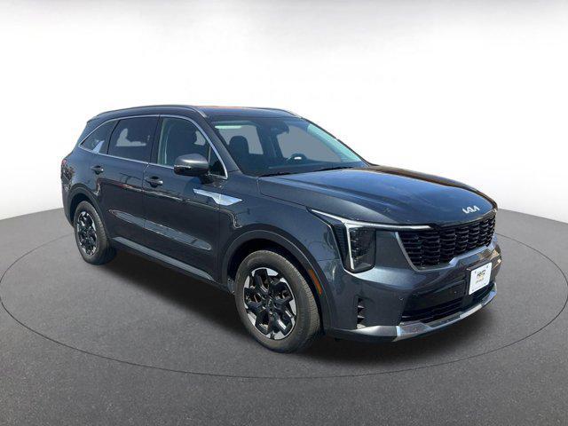 used 2024 Kia Sorento car, priced at $29,102
