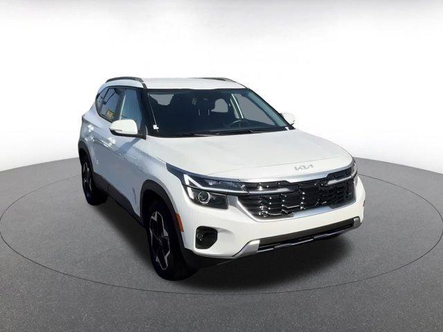 used 2025 Kia Seltos car, priced at $21,468