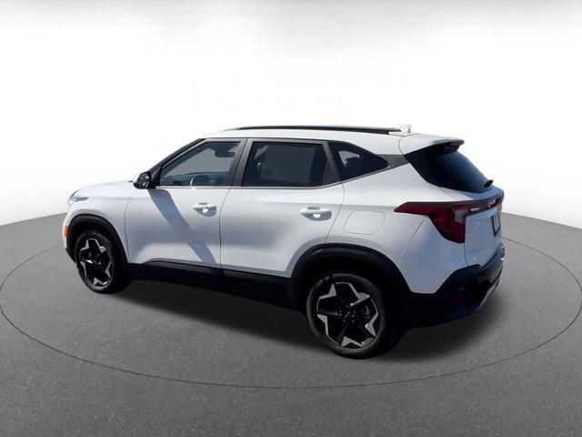 used 2025 Kia Seltos car, priced at $21,468