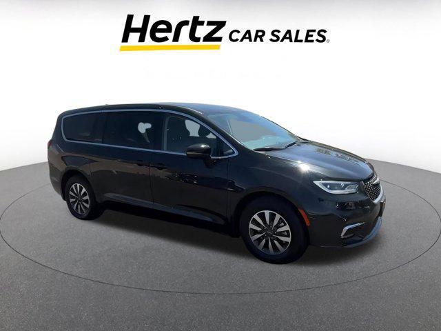 used 2023 Chrysler Pacifica Hybrid car, priced at $26,742