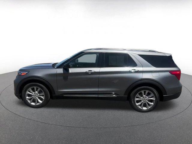 used 2024 Ford Explorer car, priced at $33,774