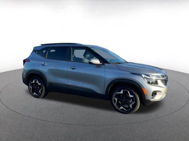 used 2025 Kia Seltos car, priced at $21,432