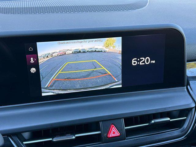 used 2025 Kia Seltos car, priced at $21,432