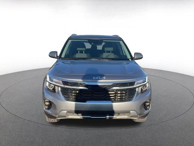 used 2025 Kia Seltos car, priced at $21,432