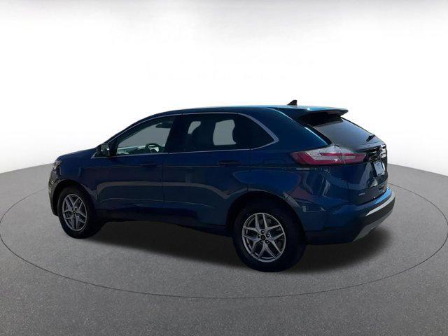 used 2024 Ford Edge car, priced at $22,929