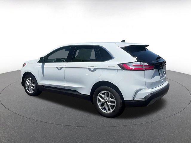 used 2024 Ford Edge car, priced at $23,007